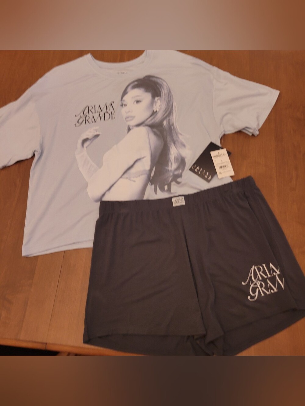 Ariana Grande Women's Blue & Gray Sleep Set, Size M. NEW